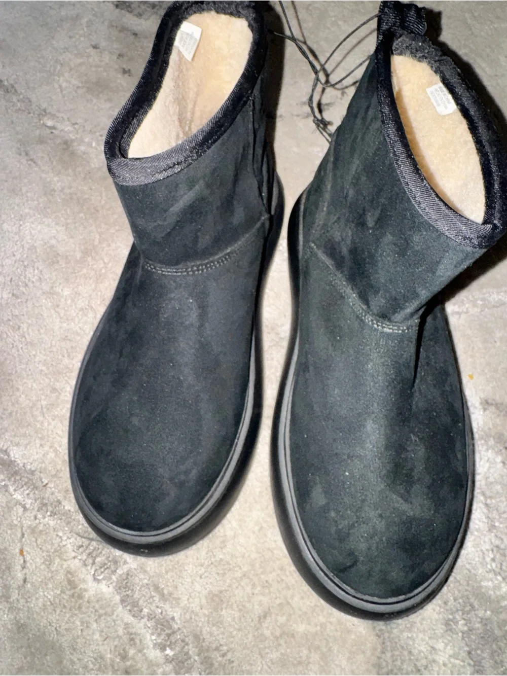 Forever 21 Kids Black Faux-Suede Ankle Boots with Cream Lining
